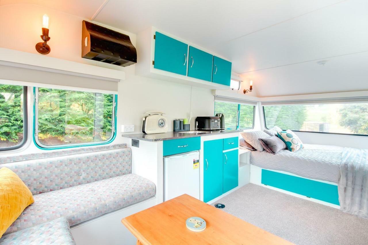 Mountviews Glamping- Retro Caravan Getaway Hotel Taupo Exterior foto